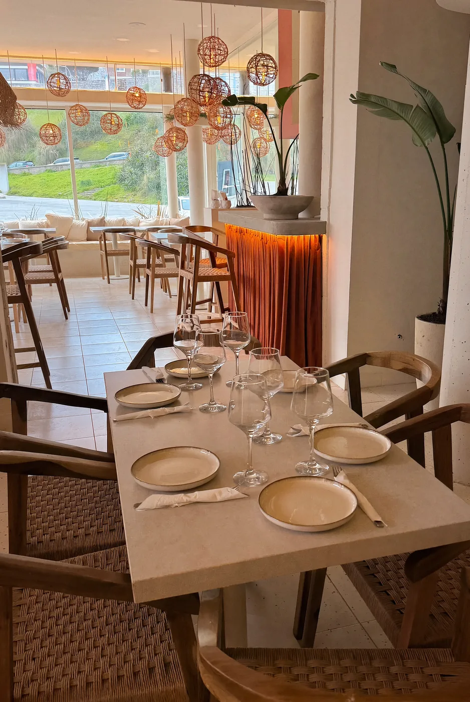 Una mesa puesta en Vientos